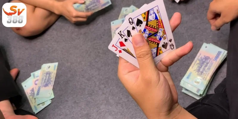 Bài Liêng Sv388 Tham Gia Trò Chơi Game Bài Hấp Dẫn Lôi Cuốn 3 Cách so sánh bài trong Sv 388 Bài Liêng